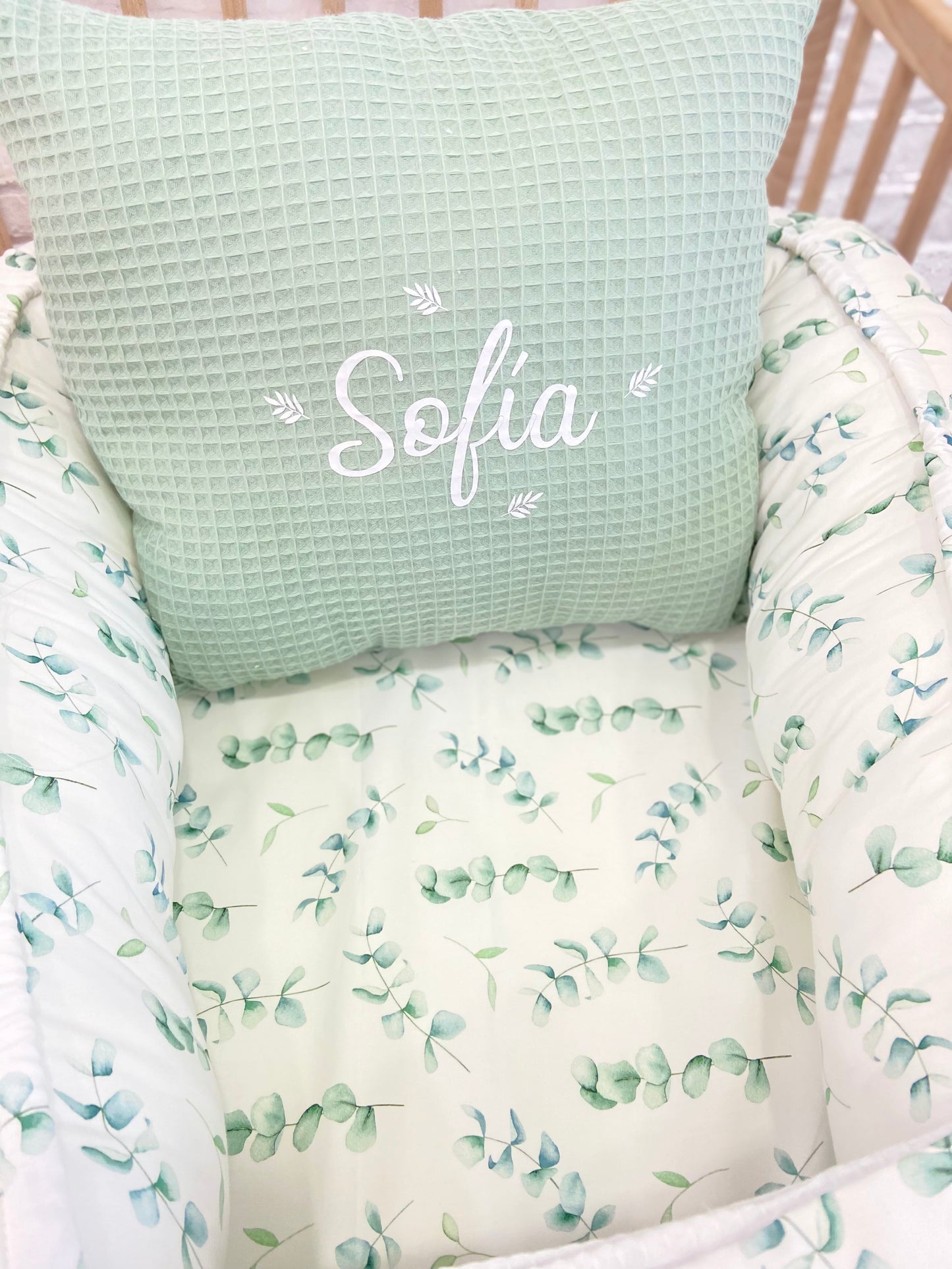 Pack Baby Eucalipto (nido, manta y cojín personalizado)