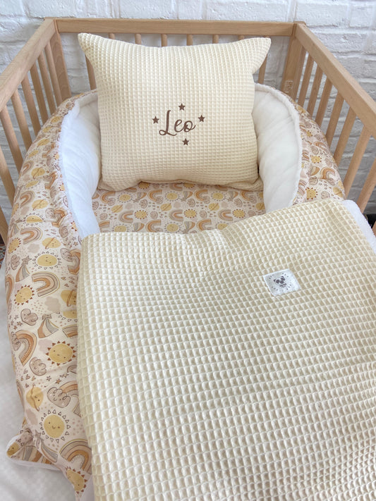 Pack Baby Rainbow (nido, manta y cojín personalizado)