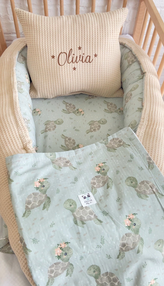 Pack Baby Tortuguita Ecru(nido, manta y cojín personalizado)