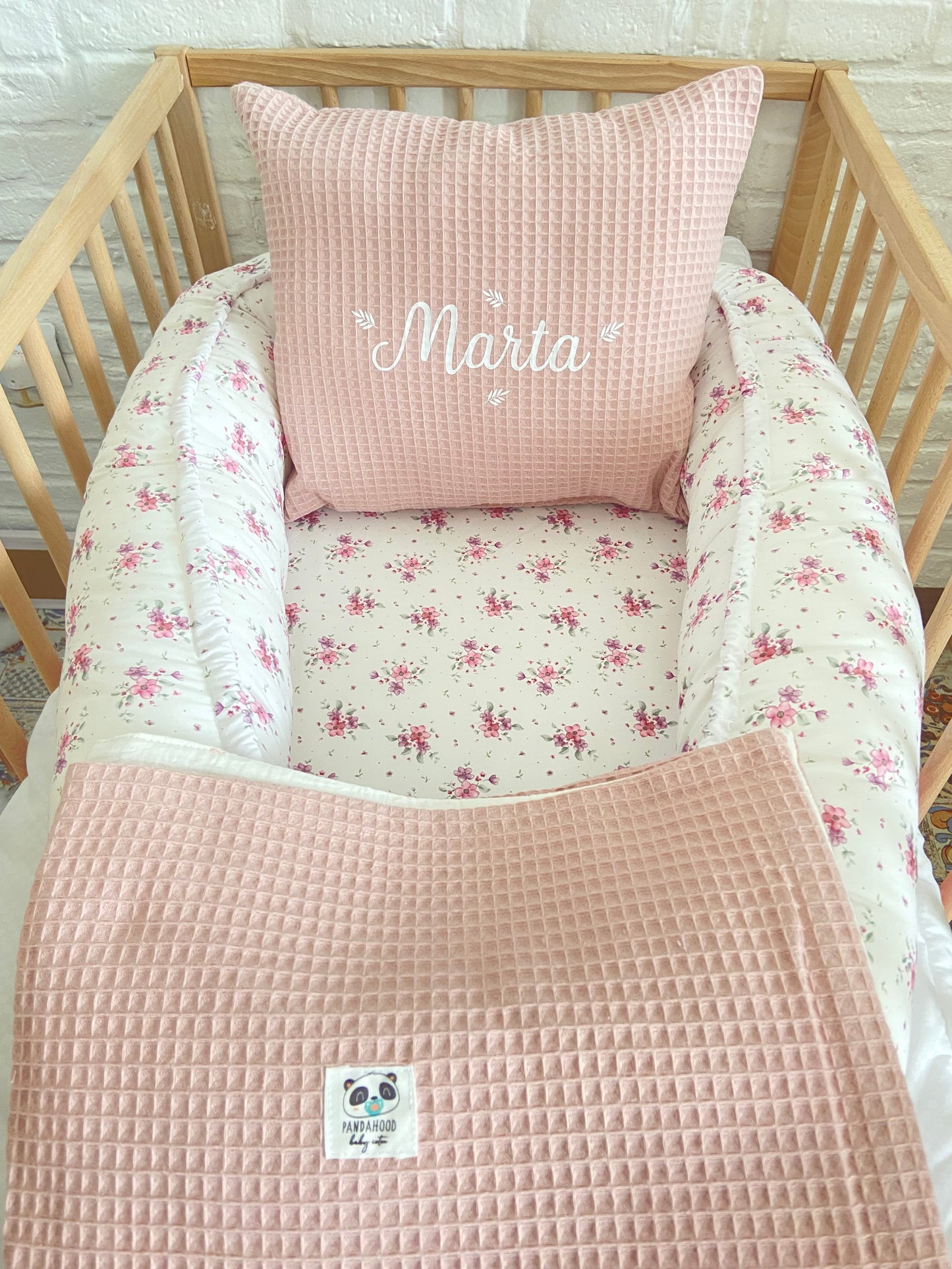 Pack Baby Rose (nido, manta y cojín personalizado)