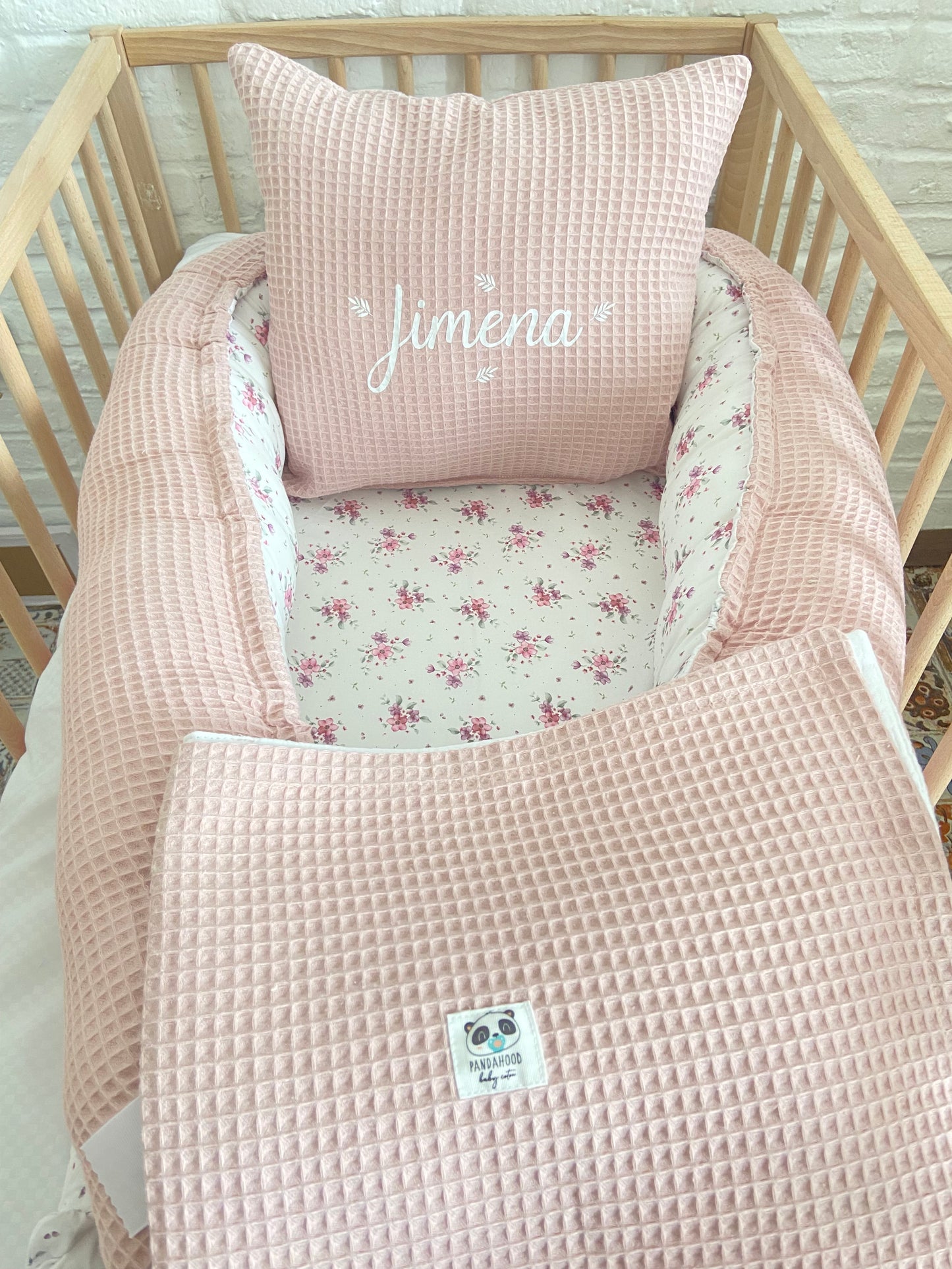 Pack Baby Waffle Rose (nido, manta y cojín personalizado)