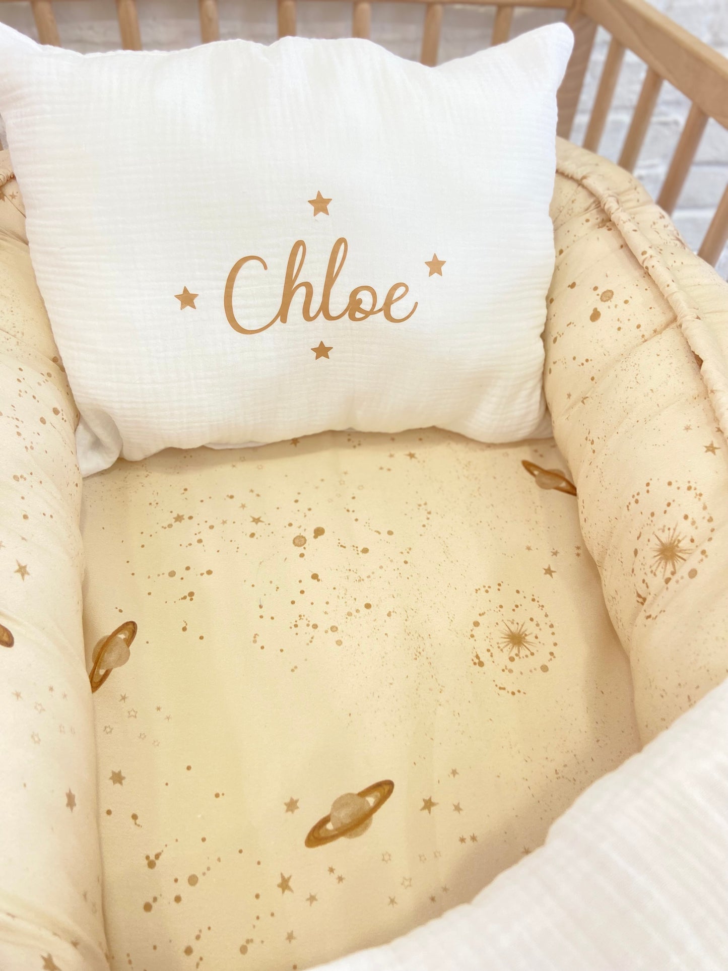 Pack Baby Cosmo  (nido, manta y cojín personalizado)