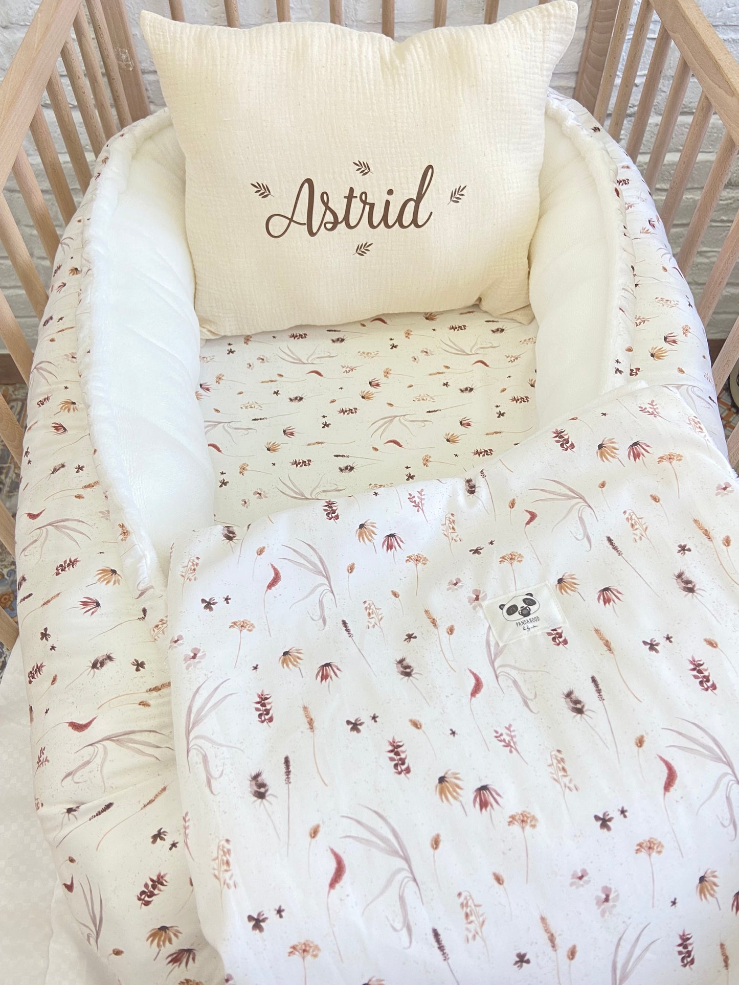 Pack Baby Wild (nido, manta y cojín personalizado)